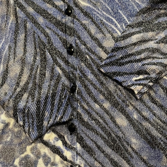 Beautiful Blue, White, Black & Silver Metallic Zebra Stripes Cardigan - Picture 10 of 14